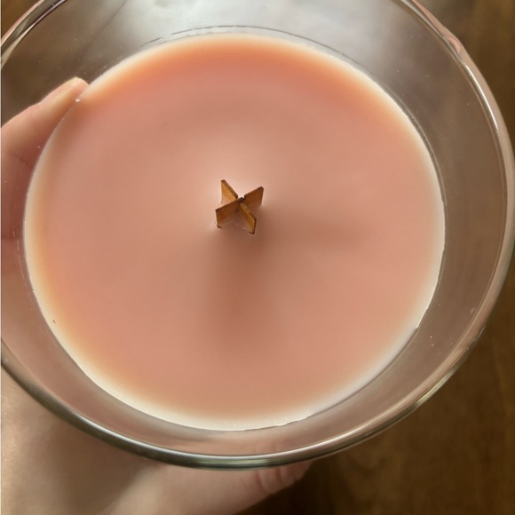 Woodwick Candle Coastal Sunset 21.5 oz candle - Picture 2 of 6